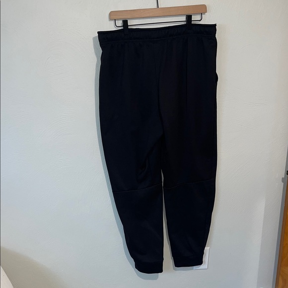 Nike Men's Black Joggers - Picture 3 of 3
